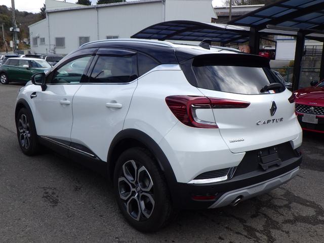 令和３年　１３０００キロ　禁煙車　ナビ　地デジ　バックカメラ　レザーシート　シートヒーター　ステアリングヒーター　程度と保証内容に自信。安心ロング保証。来店予約即決特典あり　来店予約後にご来店下さい