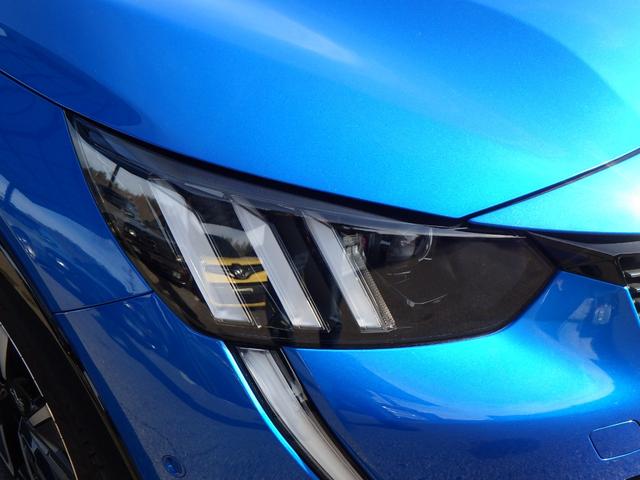 ２０８ ＧＴライン　ワンオーナー　禁煙車　サンルーフ　アップルカープレイ　バックカメラ　コーナーセンサー　１７インチアルミ　ハーフレザー　ケイタイ充電　ＡＣＣ　パドルシフト　ドライブレコーダー　アップルカープレイ（3枚目）