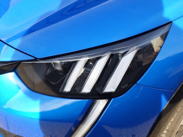 ２０８ ＧＴライン　ワンオーナー　禁煙車　サンルーフ　アップルカープレイ　バックカメラ　コーナーセンサー　１７インチアルミ　ハーフレザー　ケイタイ充電　ＡＣＣ　パドルシフト　ドライブレコーダー　アップルカープレイ（4枚目）