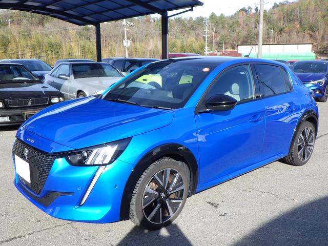 ２０８ ＧＴライン　ワンオーナー　禁煙車　サンルーフ　アップルカープレイ　バックカメラ　コーナーセンサー　１７インチアルミ　ハーフレザー　ケイタイ充電　ＡＣＣ　パドルシフト　ドライブレコーダー　アップルカープレイ（9枚目）