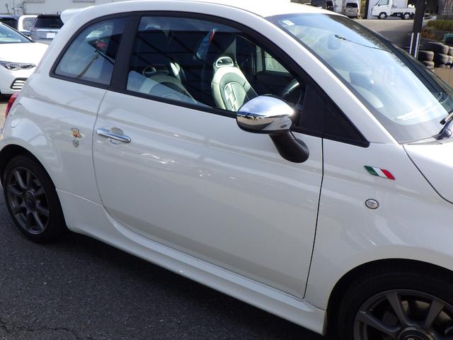 アバルト５９５ ベースグレード　禁煙車　アップルカープレイ　純正アルミホイール　キセノンライト　バックセンサー　パドルシフト　スポーツモード切替　ブルートゥース　ＵＳＢ　　安心ロング保証（14枚目）
