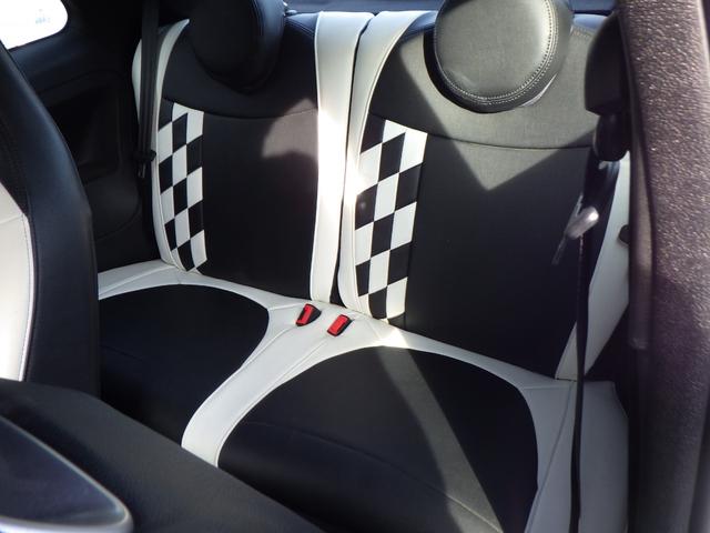 アバルト５９５ ベースグレード　禁煙車　アップルカープレイ　純正アルミホイール　キセノンライト　バックセンサー　パドルシフト　スポーツモード切替　ブルートゥース　ＵＳＢ　　安心ロング保証（25枚目）