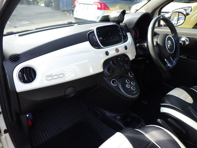 アバルト５９５ ベースグレード　禁煙車　アップルカープレイ　純正アルミホイール　キセノンライト　バックセンサー　パドルシフト　スポーツモード切替　ブルートゥース　ＵＳＢ　　安心ロング保証（28枚目）