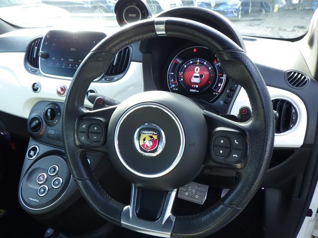 アバルト５９５ ベースグレード　禁煙車　アップルカープレイ　純正アルミホイール　キセノンライト　バックセンサー　パドルシフト　スポーツモード切替　ブルートゥース　ＵＳＢ　　安心ロング保証（29枚目）