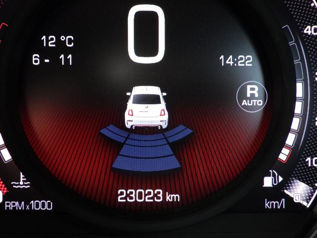 アバルト５９５ ベースグレード　禁煙車　アップルカープレイ　純正アルミホイール　キセノンライト　バックセンサー　パドルシフト　スポーツモード切替　ブルートゥース　ＵＳＢ　　安心ロング保証（37枚目）