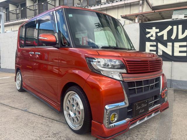 タント カスタムＲＳ　トップエディションＳＡＩＩ　純正８インチナビ　バックカメラ　エアロ　ダウンサス　１６インチアルミ　スモークテール　両側パワースライドドア（9枚目）