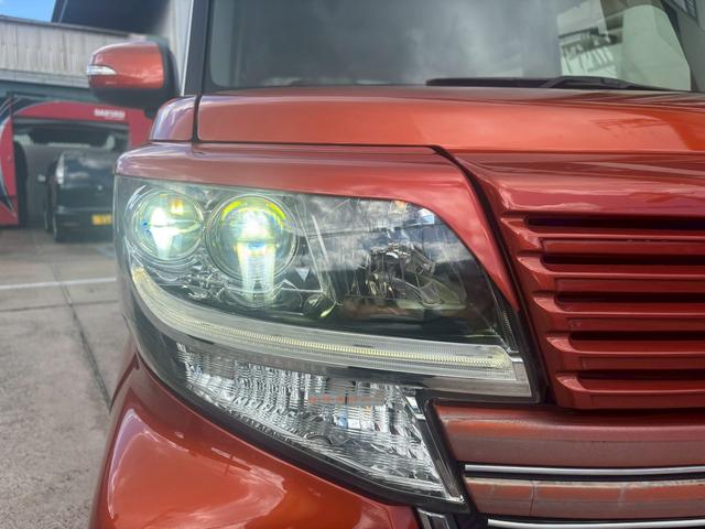 タント カスタムＲＳ　トップエディションＳＡＩＩ　純正８インチナビ　バックカメラ　エアロ　ダウンサス　１６インチアルミ　スモークテール　両側パワースライドドア（13枚目）