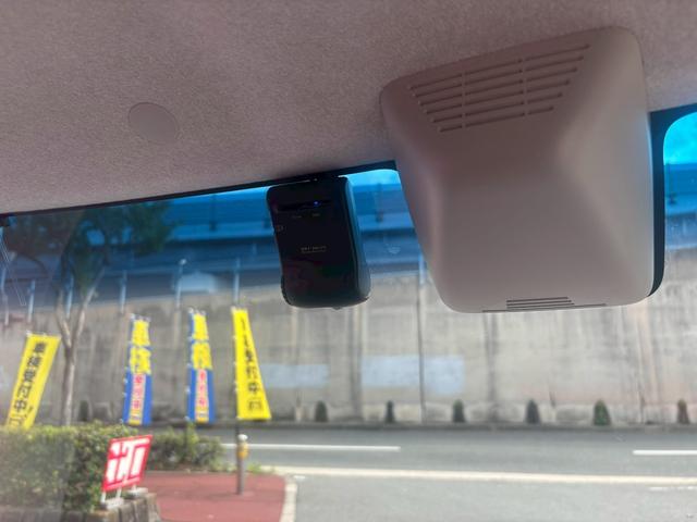 タント カスタムＲＳ　トップエディションＳＡＩＩ　純正８インチナビ　バックカメラ　エアロ　ダウンサス　１６インチアルミ　スモークテール　両側パワースライドドア（56枚目）
