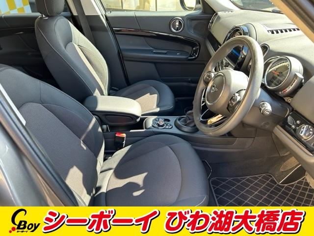 ＭＩＮＩ クーパーＳ　Ｅ　クロスオーバー　オール４　クーパーＳ　Ｅ　クロスオーバー　オール４（５名）パワーバックドア　禁煙車　純正ナビ　バックカメラ　ルーフレール　プラグインＨＶ　インテリジェントセーフティ　４ＷＤ　ミラー型ＥＴＣ（13枚目）