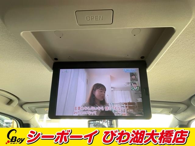 セレナ ｅ－パワー　ハイウェイスターＶ　純正１０インチナビ　純正１１インチ後席モニター　セーフティパックＡ　両側パワスラ　アラウンドビューモニター　デジタルインナーミラー　プロパイロット　純正ドラレコ　ＬＥＤヘッド　禁煙車　ワンオーナー（7枚目）