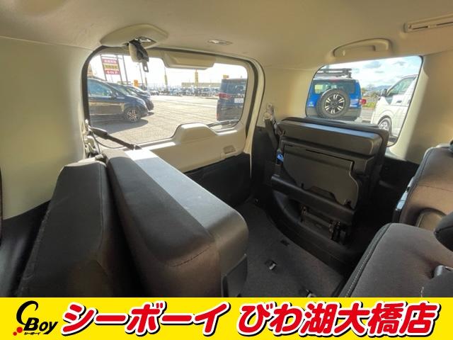 セレナ ｅ－パワー　ハイウェイスターＶ　純正１０インチナビ　純正１１インチ後席モニター　セーフティパックＡ　両側パワスラ　アラウンドビューモニター　デジタルインナーミラー　プロパイロット　純正ドラレコ　ＬＥＤヘッド　禁煙車　ワンオーナー（14枚目）