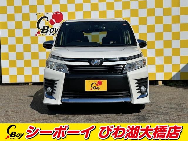 ヴォクシー ＺＳ　煌　純正１０インチナビ　純正１１インチフリップダウンモニター　バックカメラ　セーフティセンス　ビルトインＥＴＣ　ドラレコ　ワンオーナー　禁煙車（3枚目）