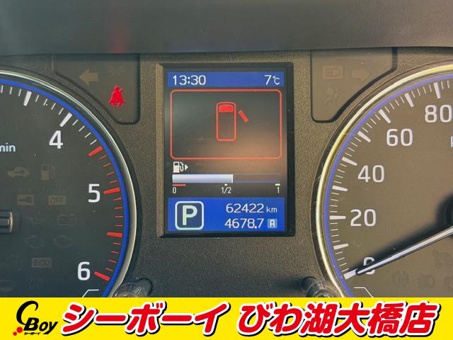 NV350キャラバンバン ロングライダープレミアムGXターボプロスタイルパック ワンオーナー ディーゼル ベッドキット 全方位カメラ 寒冷地仕様 クロスエイト17インチAW 純正7インチナビ フルセグ ETC ホワイトレター ブラックカプロンシート LEDヘッド(21枚目)