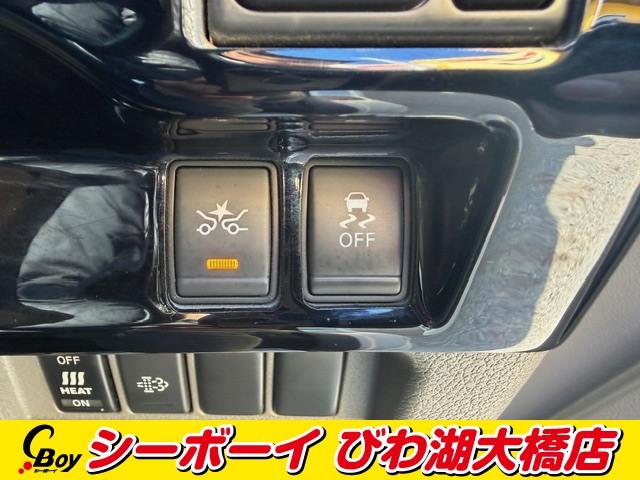 NV350キャラバンバン ロングライダープレミアムGXターボプロスタイルパック ワンオーナー ディーゼル ベッドキット 全方位カメラ 寒冷地仕様 クロスエイト17インチAW 純正7インチナビ フルセグ ETC ホワイトレター ブラックカプロンシート LEDヘッド(22枚目)