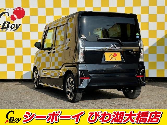 タント カスタムＲＳスタイルセレクション　ワンオーナー　禁煙車　純正９インチナビ　フルセグ　バックカメラ　両側パワスラ　スマアシ　ハーフレザーシート　シートヒーター　Ｂｌｕｅｔｏｏｔｈ　ＥＴＣ　純正ドラレコ　ＨＤＭＩ（5枚目）