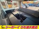 NV350キャラバンバン ロングライダープレミアムGXターボプロスタイルパック ワンオーナー ディーゼル ベッドキット 全方位カメラ 寒冷地仕様 クロスエイト17インチAW 純正7インチナビ フルセグ ETC ホワイトレター ブラックカプロンシート LEDヘッド(7枚目)