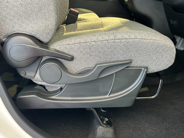 タント Ｘ　バックカメラ対応　片側電動スライドドア　電動パーキング　コ－ナ－センサ－　衝突被害軽減ブレーキ　アイドリングストップ機能　プッシュボタンスタ－ト　シ－トヒ－タ－　ＬＥＤヘッドライト（31枚目）