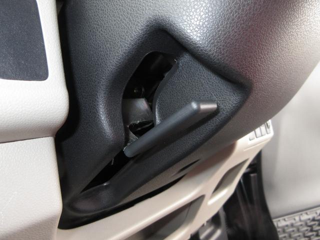 ムーヴ ＸリミテッドＩＩ　ＳＡＩＩＩ　オートエアコン　運転席シートヒーター　プッシュボタンスタート　アイドリングストップ　電動格納式ドアミラー　アルミホイール　オーディオ穴　バックカメラ対応（4枚目）