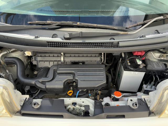 タント カスタムＸ　電動格納式ミラー　オートエアコン　アルミホイール　キーフリーシステム　助手席側パワースライドドア（33枚目）