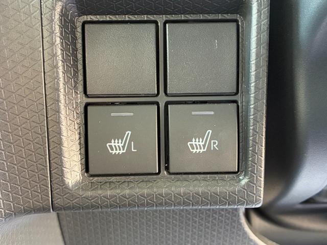 タント カスタムＸ　ディスプレイオーディオ　バックカメラ　ＬＥＤヘッドランプ　アイドリングストップ　プッシュボタンスタート　前席シートヒーター　電動パーキング　コーナーセンサー　キーフリーシステム（5枚目）