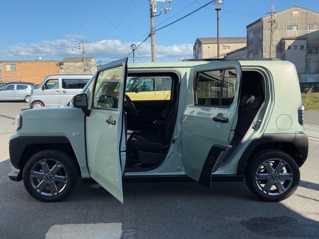 タフト Ｇ　ダーククロムベンチャー　電動パーキング　ＬＥＤヘッドランプ　アイドリングストップ　プッシュボタンスタート　前席シートヒーター　コーナーセンサー　電動格納式ミラー　オートエアコン　キーフリーシステム　オーディオ穴（33枚目）