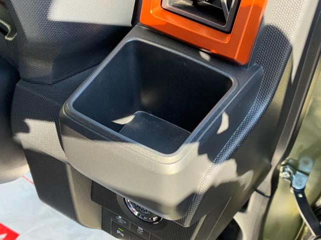 タフト Ｇ　ナビゲーション　ドライブレコーダー　バックカメラ　ＬＥＤヘッドランプ　前席シートヒーター　電動パーキング　電動格納式ミラー　オートエアコン　アイドリングストップ　キーフリーシステム（6枚目）