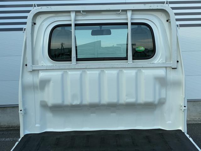 ハイゼットトラック スタンダード マニュアルエアコン パワーステアリング AM/FMチューナー 運転席エアバッグ(17枚目)