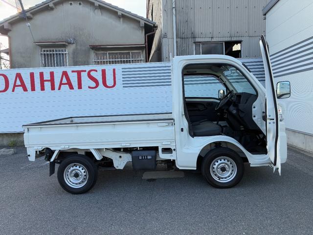 ハイゼットトラック スタンダード マニュアルエアコン パワーステアリング AM/FMチューナー 運転席エアバッグ(25枚目)
