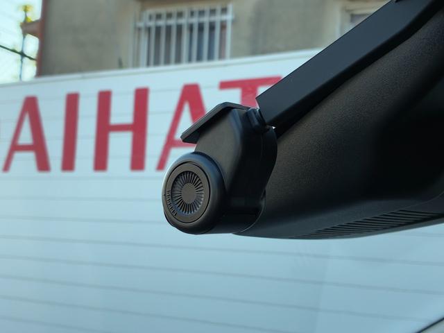 ミライース Ｇ　リミテッドＳＡＩＩＩ　ナビゲーション　ドライブレコーダー　バックカメラ　プッシュボタンスタート　アイドリングストップ　前席シートヒーター　オートエアコン　電動格納式ミラー　コーナーセンサー　キーフリーシステム（4枚目）