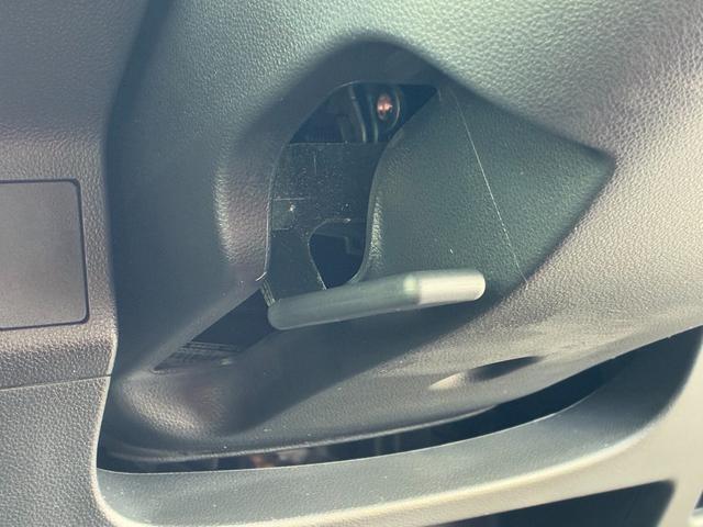 タント カスタムＲＳ　トップエディションＶＳ　ＳＡＩＩＩ　ナビゲーション　パノラマモニター　ＥＴＣ　ドライブレコーダー　ＬＥＤヘッドランプ　運転席シートヒーター　オートエアコン　電動格納式ミラー　キーフリーシステム（9枚目）