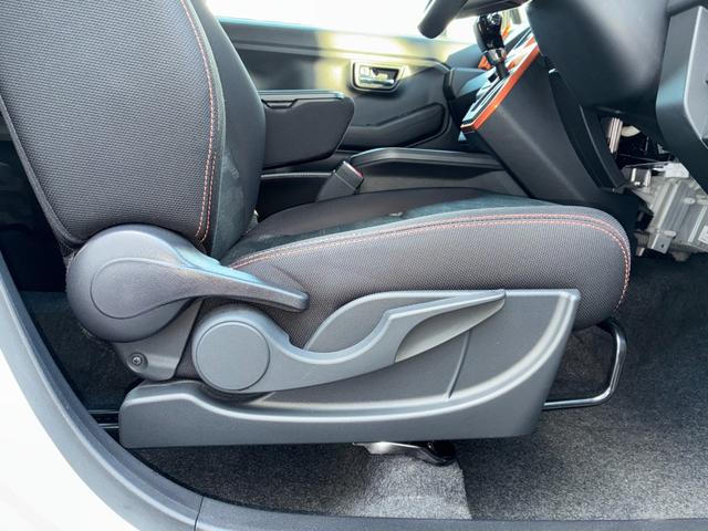 タフト G オーディオ穴 LEDヘッドランプ 電動パーキング 前席シートヒーター 電動格納式ミラー オートエアコン アイドリングストップ プッシュボタンスタート キーフリー(20枚目)