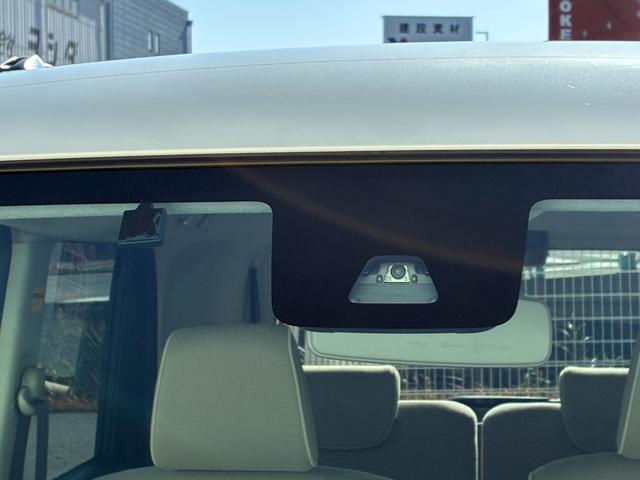 ムーヴキャンバス Ｇメイクアップ　ＳＡＩＩ　ナビゲーション　バックカメラ　ＥＴＣ　ＬＥＤヘッドランプ　プッシュボタンスタート　アイドリングストップ　両側パワースライドドア　オートエアコン　電動格納式ミラー（47枚目）