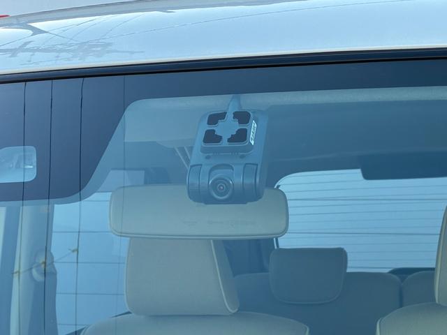 ムーヴキャンバス Ｇメイクアップ　ＳＡＩＩ　ナビゲーション　ドライブレコーダー　バックカメラ　ＬＥＤヘッドランプ　両側パワースライドドア　アイドリングストップ　プッシュボタンスタート　キーフリーシステム　オートエアコン　電動格納式ミラー（49枚目）