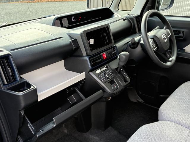 タント Ｘ　オーディオ穴　ＬＥＤヘッドランプ　電動パーキング　前席シートヒーター　コーナーセンサー　アイドリングストップ　プッシュボタンスタート　オートエアコン　電動格納式ミラー（21枚目）