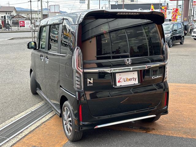 ホンダ Ｎ－ＢＯＸカスタム 17枚目