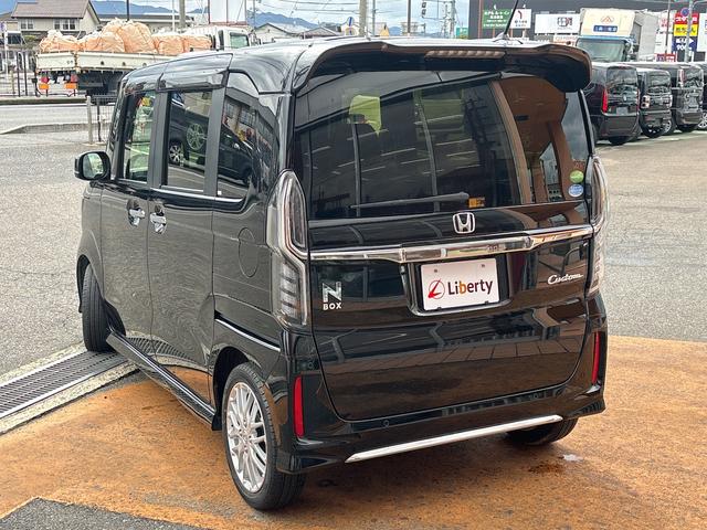 ホンダ Ｎ－ＢＯＸカスタム 17枚目