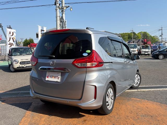 フリード Ｇ・ホンダセンシング　ＥＴＣ　バックカメラ　９型ナビ　後席モニター　ＴＶ　クリアランスソナー　オートクルーズコントロール　レーンアシスト　衝突被害軽減システム　両側電動スライドドア　オートライト　スマートキー（18枚目）