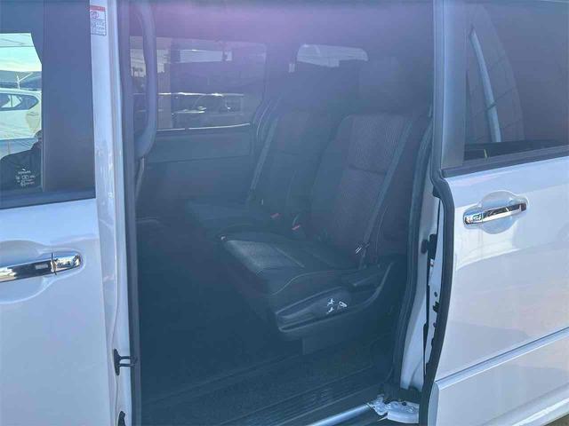 ヴォクシー ＺＳ　煌ＩＩ　ドライブレコーダー　バックカメラ　ＴＶ　クリアランスソナー　オートクルーズコントロール　レーンアシスト　衝突被害軽減システム　両側電動スライドドア　オートマチックハイビーム　オートライト（26枚目）