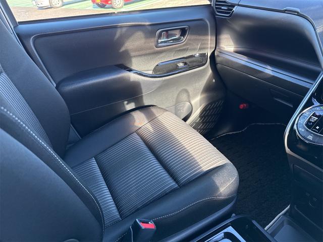 ヴォクシー ＺＳ　煌ＩＩ　ドライブレコーダー　バックカメラ　ＴＶ　クリアランスソナー　オートクルーズコントロール　レーンアシスト　衝突被害軽減システム　両側電動スライドドア　オートマチックハイビーム　オートライト（37枚目）