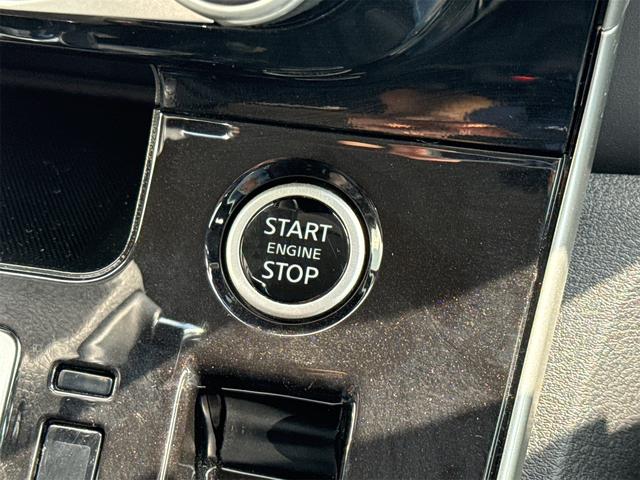 セレナ ハイウェイスターＶ　ＥＴＣ　純正１０インチナビ　ＴＶ　クリアランスソナー　オートクルーズコントロール　衝突被害軽減システム　両側電動スライドドア　オートライト　ＬＥＤヘッドランプ　スマートキー　アイドリングストップ（10枚目）