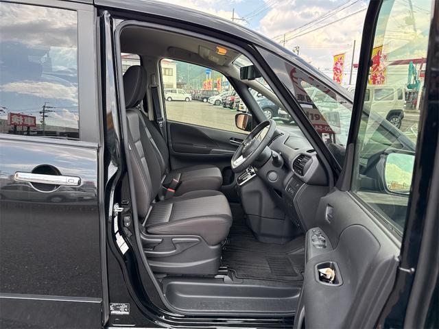 セレナ ハイウェイスターＶ　ＥＴＣ　純正１０インチナビ　ＴＶ　クリアランスソナー　オートクルーズコントロール　衝突被害軽減システム　両側電動スライドドア　オートライト　ＬＥＤヘッドランプ　スマートキー　アイドリングストップ（25枚目）