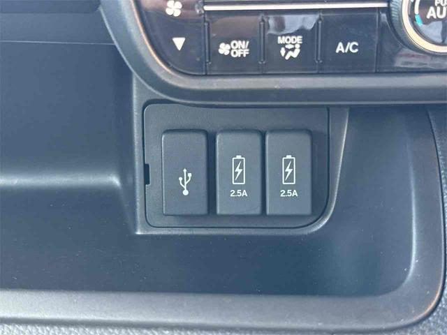 Ｎ－ＢＯＸカスタム Ｇ・Ｌターボホンダセンシング　ＥＴＣ　バックカメラ　両側電動スライドドア　ナビ　ＴＶ　クリアランスソナー　オートクルーズコントロール　レーンアシスト　衝突被害軽減システム　オートライト　スマートキー（33枚目）