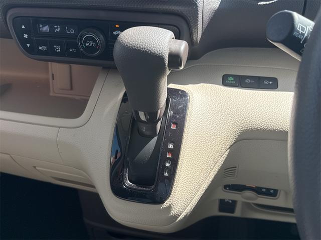 Ｎ－ＢＯＸ Ｇ・Ｌホンダセンシング　ＥＴＣ　バックカメラ　両側スライドドア　ナビ　クリアランスソナー　オートクルーズコントロール　レーンアシスト　衝突被害軽減システム　オートライト　スマートキー　アイドリングストップ（12枚目）