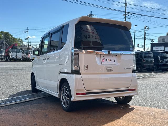 Ｎ－ＢＯＸカスタム Ｇ　ＳＳパッケージ　ＥＴＣ　バックカメラ　両側スライド・片側電動　ナビ　ＴＶ　オートライト　スマートキー　アイドリングストップ　電動格納ミラー　シートヒーター　ＣＶＴ　ＥＳＣ　ＣＤ　ＵＳＢ　Ｂｌｕｅｔｏｏｔｈ（20枚目）