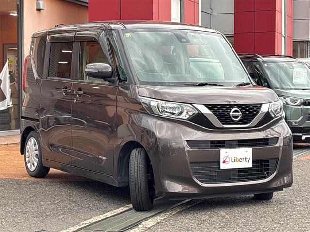 ルークス Ｘ　ＥＴＣ　全周囲カメラ　両側スライド・片側電動　ナビ　ＴＶ　クリアランスソナー　オートライト　スマートキー　アイドリングストップ　電動格納ミラー　ベンチシート　ＣＶＴ　ＡＢＳ（16枚目）