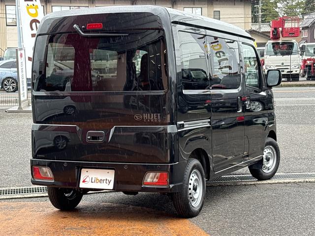 ハイゼットカーゴ ＤＸ　ＣＶＴ　衝突被害軽減システム　クリアランスソナー　両側スライドドア　スマートキー　アイドリングストップ　電動格納ミラー　ＥＳＣ　エアコン　パワーステアリング（18枚目）