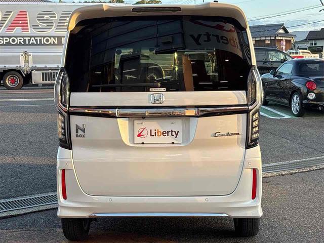 Ｎ－ＢＯＸカスタム Ｌ　ＥＴＣ　バックカメラ　両側スライド・片側電動　ナビ　ＴＶ　クリアランスソナー　レーンアシスト　衝突被害軽減システム　オートライト　スマートキー　アイドリングストップ　電動格納ミラー　シートヒーター（19枚目）