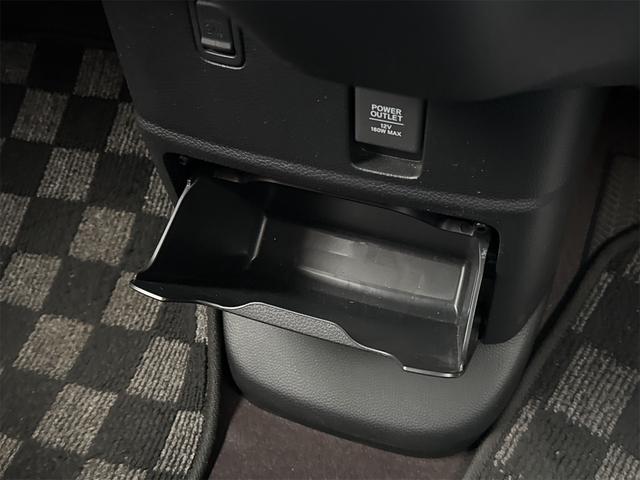 Ｎ－ＢＯＸカスタム Ｇ・Ｌホンダセンシング　４ＷＤ　ＬＥＤヘッドライト　ＥＴＣ　バックカメラ　両側スライド・片側電動　ナビ　ＴＶ　クリアランスソナー　オートクルーズコントロール　レーンアシスト　衝突被害軽減システム　スマートキー（37枚目）