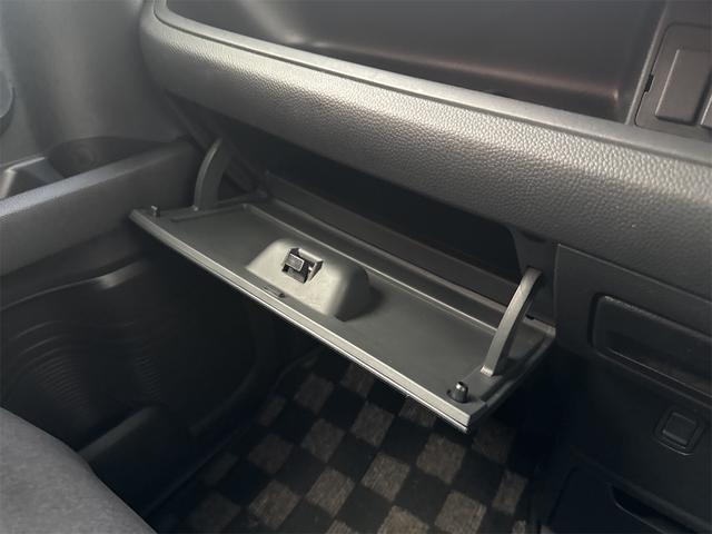 Ｎ－ＢＯＸカスタム Ｇ・Ｌホンダセンシング　４ＷＤ　ＬＥＤヘッドライト　ＥＴＣ　バックカメラ　両側スライド・片側電動　ナビ　ＴＶ　クリアランスソナー　オートクルーズコントロール　レーンアシスト　衝突被害軽減システム　スマートキー（39枚目）