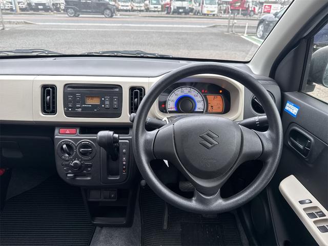 アルト L クリアランスソナー レーンアシスト 衝突被害軽減システム アイドリングストップ シートヒーター CVT ESC CD ミュージックプレイヤー接続可 エアコン パワーウィンドウ(5枚目)